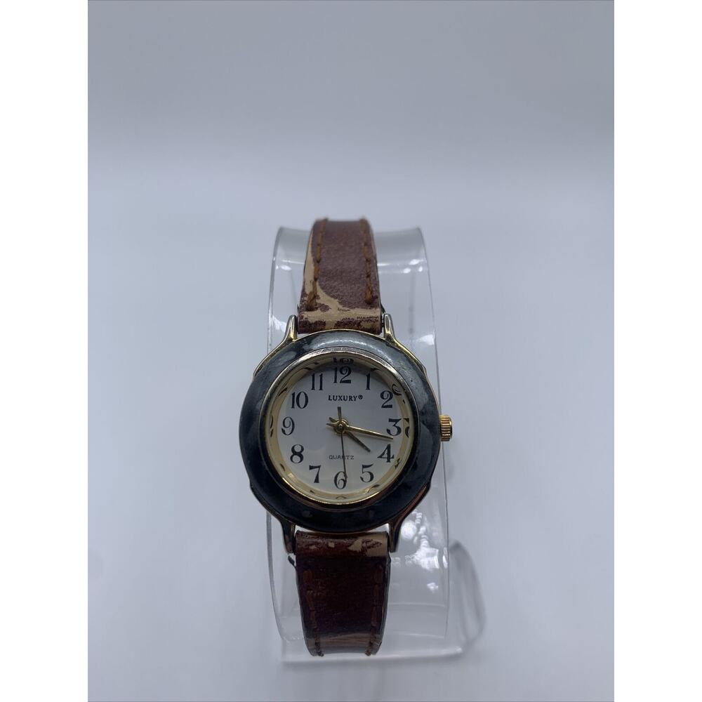 Luxury Womens White Dial Brown Leather Band Giraffe Print Watch A41